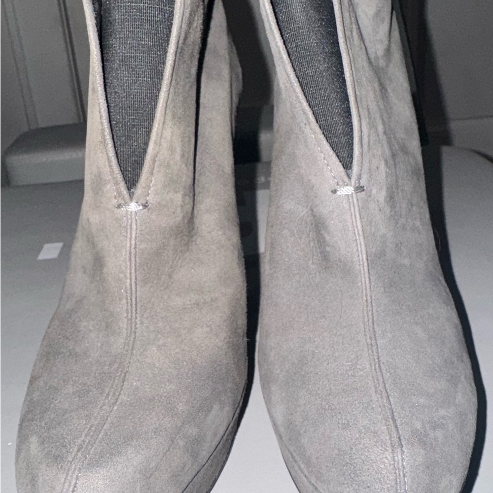 Stuart Weitzman Light Gray Suede Booties with metal heel